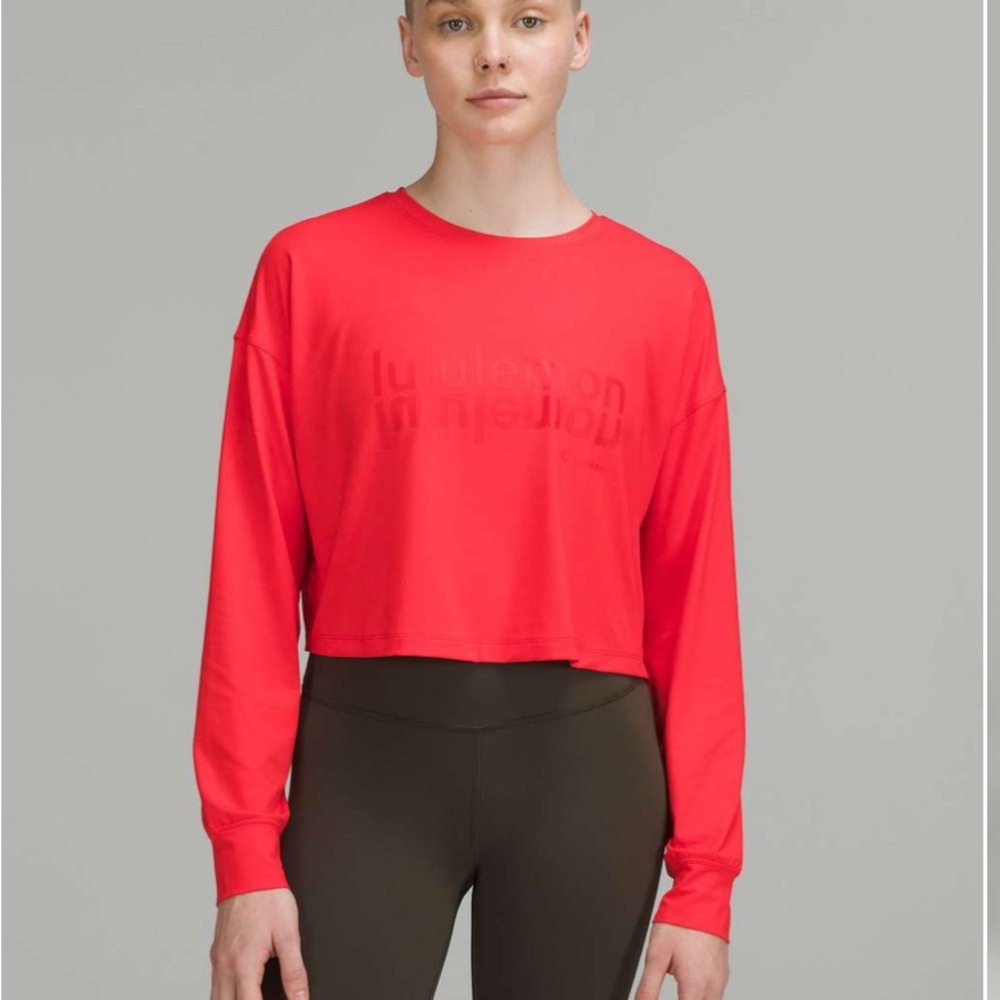 Lululemon Muscle Love Long Sleeve Cropped Shirt *Motif-size 4